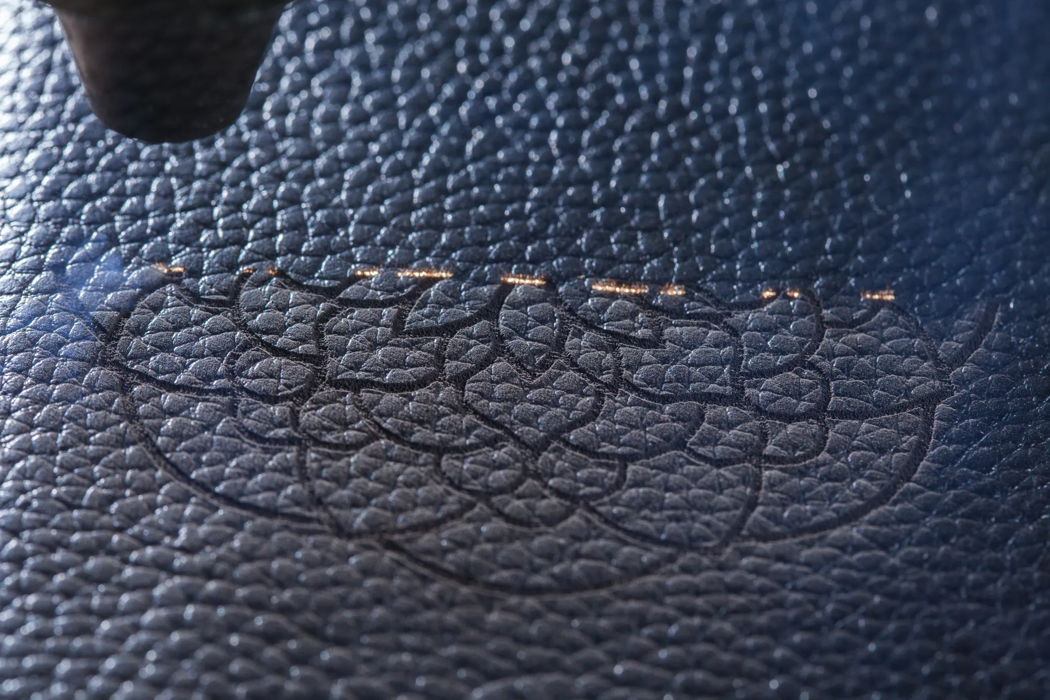 Can Wallets Be Engraved? (4 Methods)