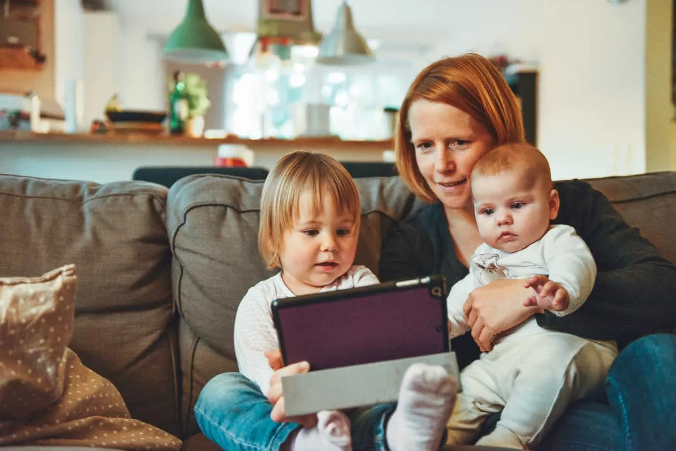 8 Best Wallets for Moms