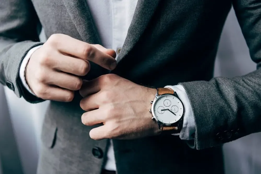 Which Hand Does a Watch Go On?