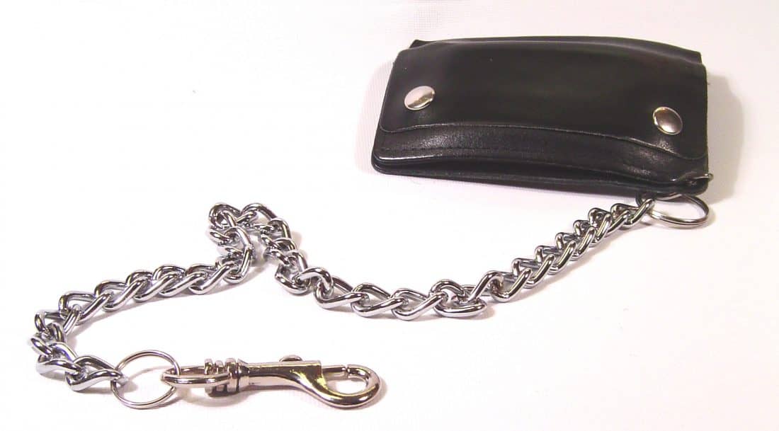 article: best wallets with chains image: black leather wallet with chain