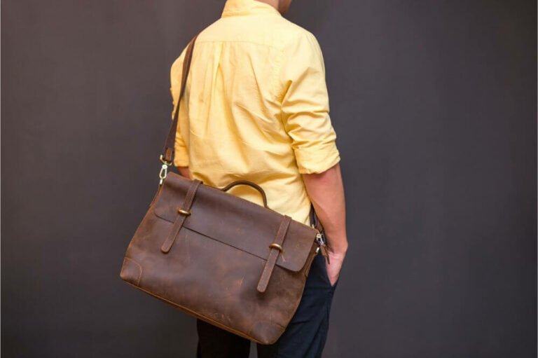 7 Types Of Messenger Bags And When You ll Want Them 