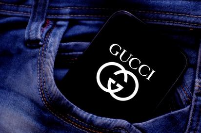 What are the characteristics of an authentic Gucci wallet? - Quora